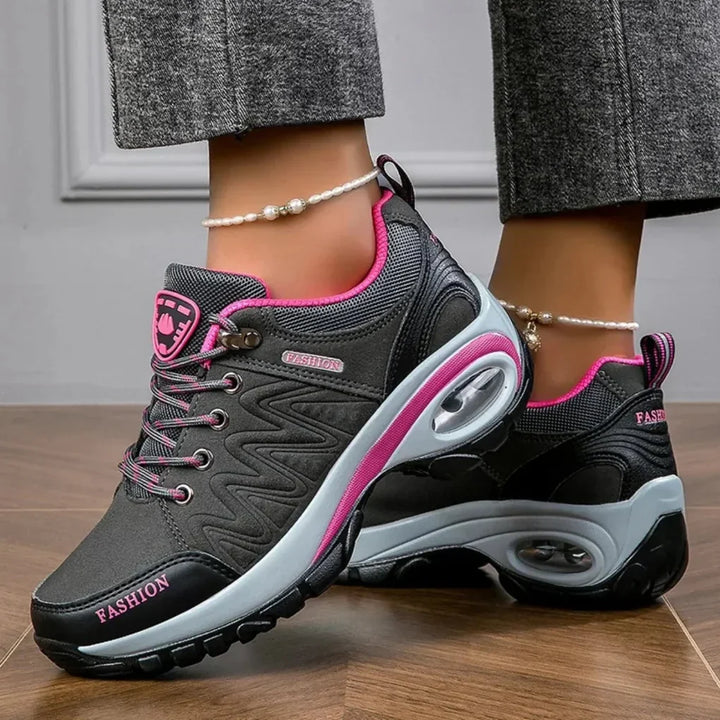 Buty trekkingowe damskie na grubej podeszwie