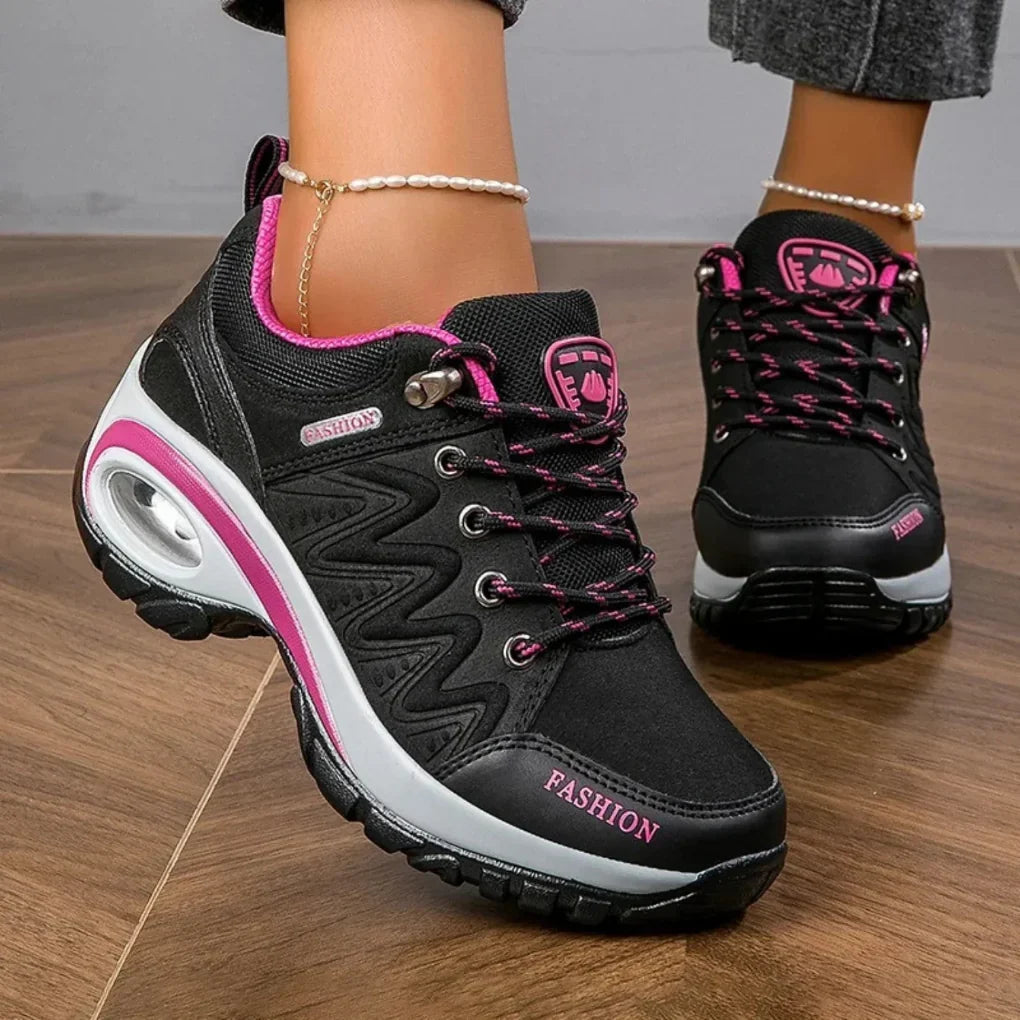 Buty trekkingowe damskie na grubej podeszwie
