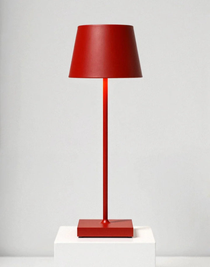 Bezprzewodowa lampa stołowa LED z kloszem