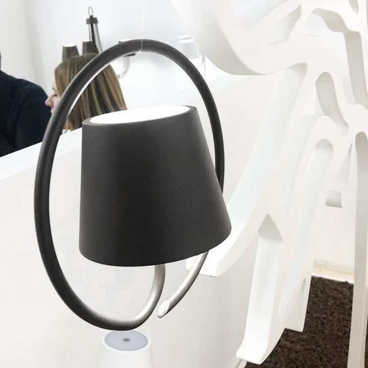 Bezprzewodowa lampa wisząca LED w okrągłej oprawie