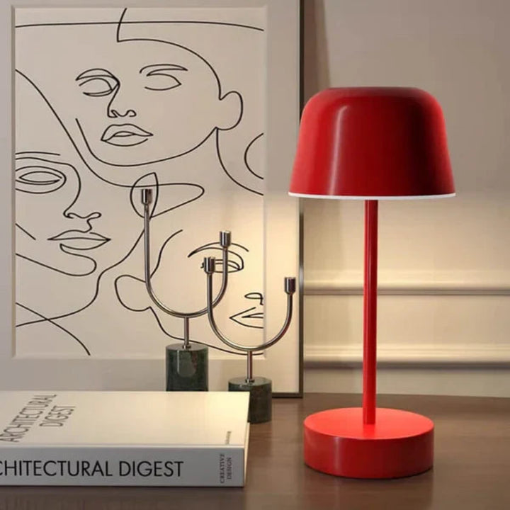 Bezprzewodowa lampka biurkowa LED z kloszem kopułkowym