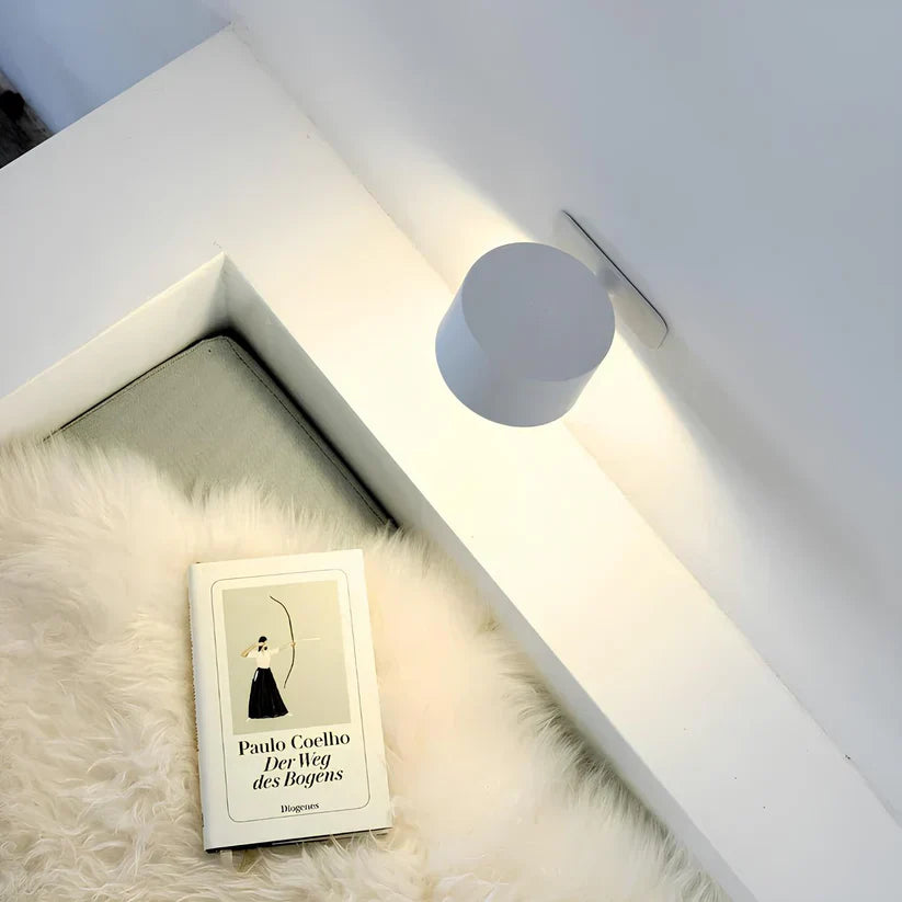 Bezprzewodowa magnetyczna lampa ścienna LED z obrotowym kinkietem i ładowaniem USB