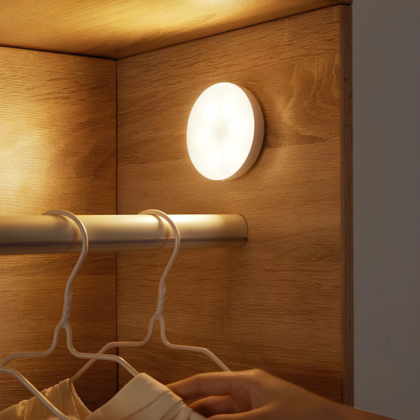 Bezprzewodowa okrągła lampa LED z czujnikiem ruchu i ładowaniem USB