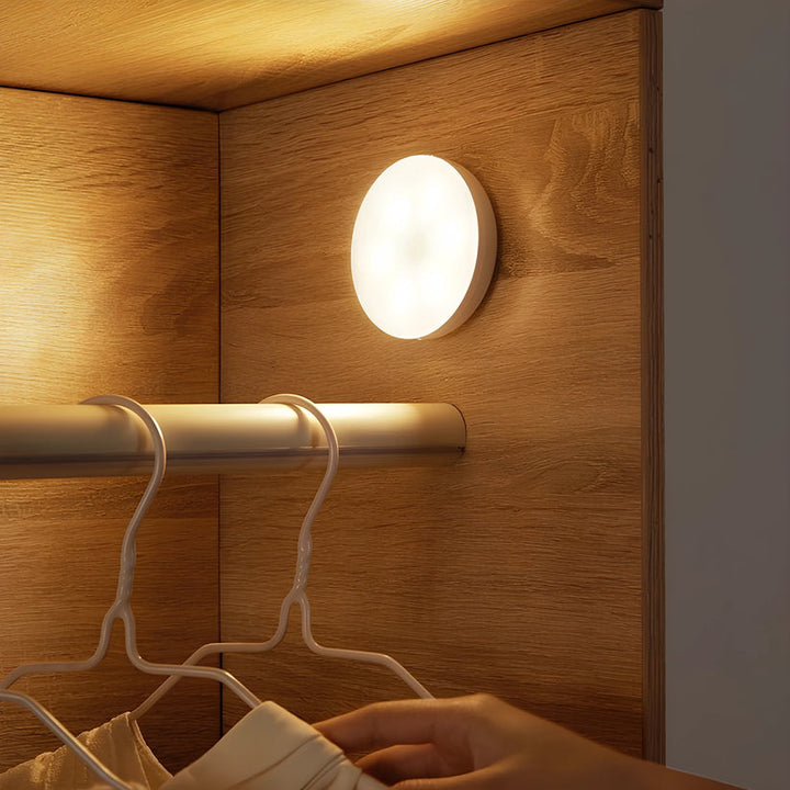 Bezprzewodowa okrągła lampa LED z czujnikiem ruchu i ładowaniem USB