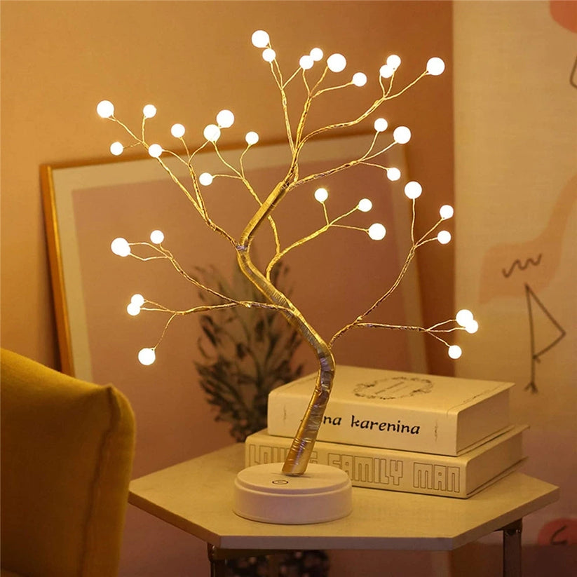 Dekoracyjna lampa LED w kształcie drzewka bonsai z giętkimi gałęziami z drutu i ciepłymi reflektorkami