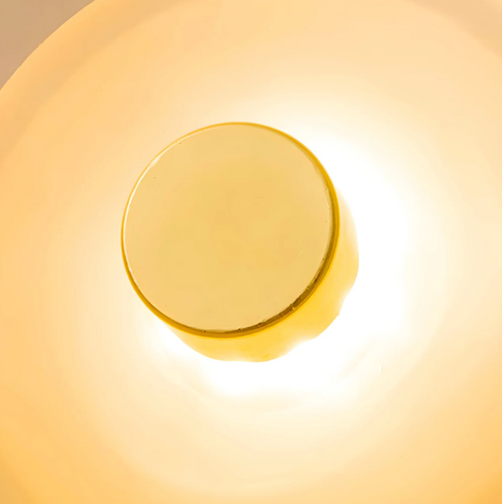 Dekoracyjna lampa ścienna z falistą tarczą