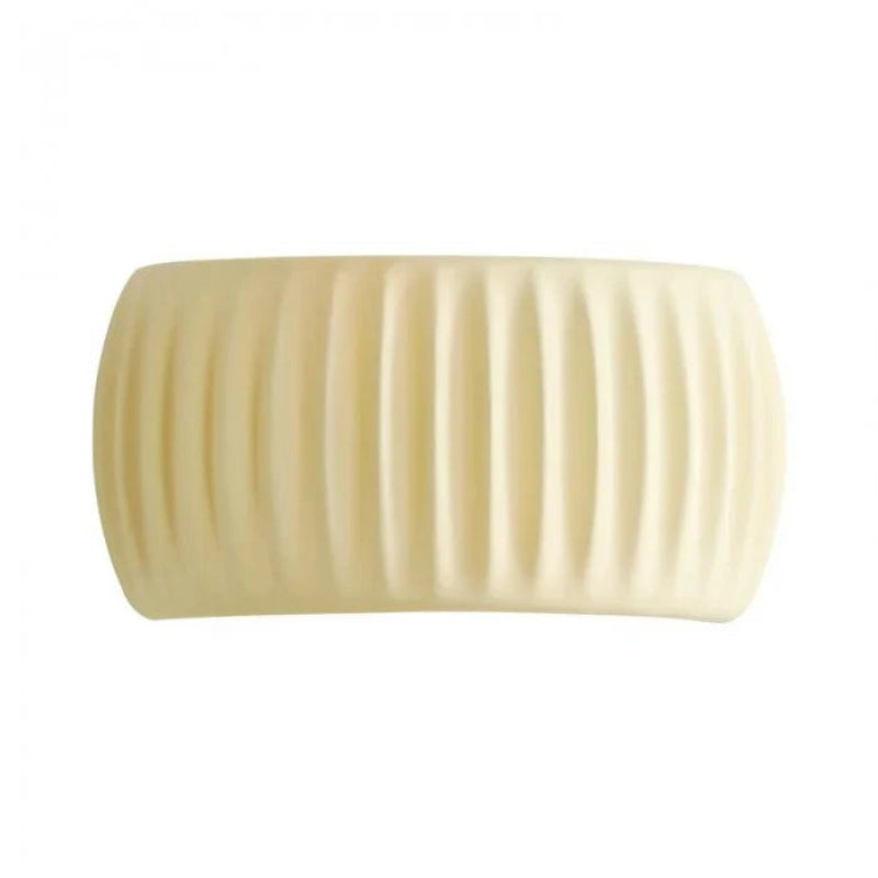 Kinkiet ceramiczny z rowkowaną powierzchnią