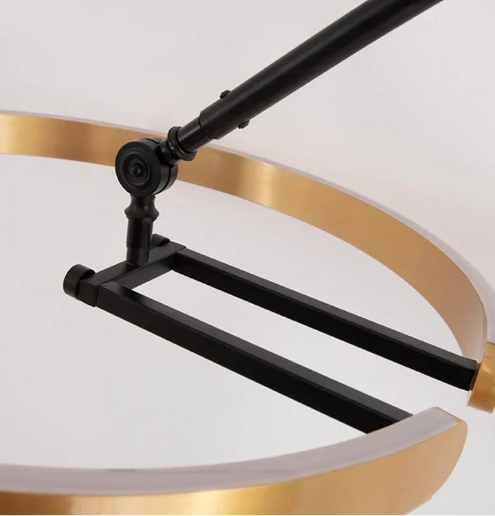 Lampa Podłogowa LED z Okrągłą Oprawą Świetlną i Smukłym Łukowym Ramieniem