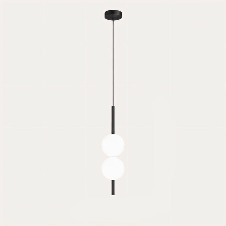 Lampa wisząca smukła z kulistym kloszem do sypialni i salonu