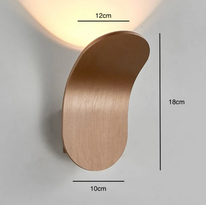Lampa ścienna LED o organicznym kształcie