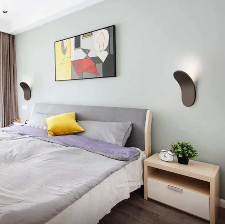 Lampa ścienna LED o organicznym kształcie