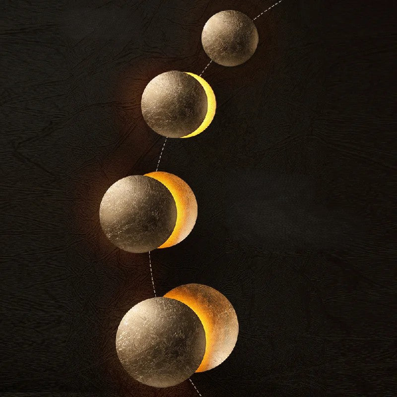 Lampa ścienna LED z podwójnym kloszem kulistym