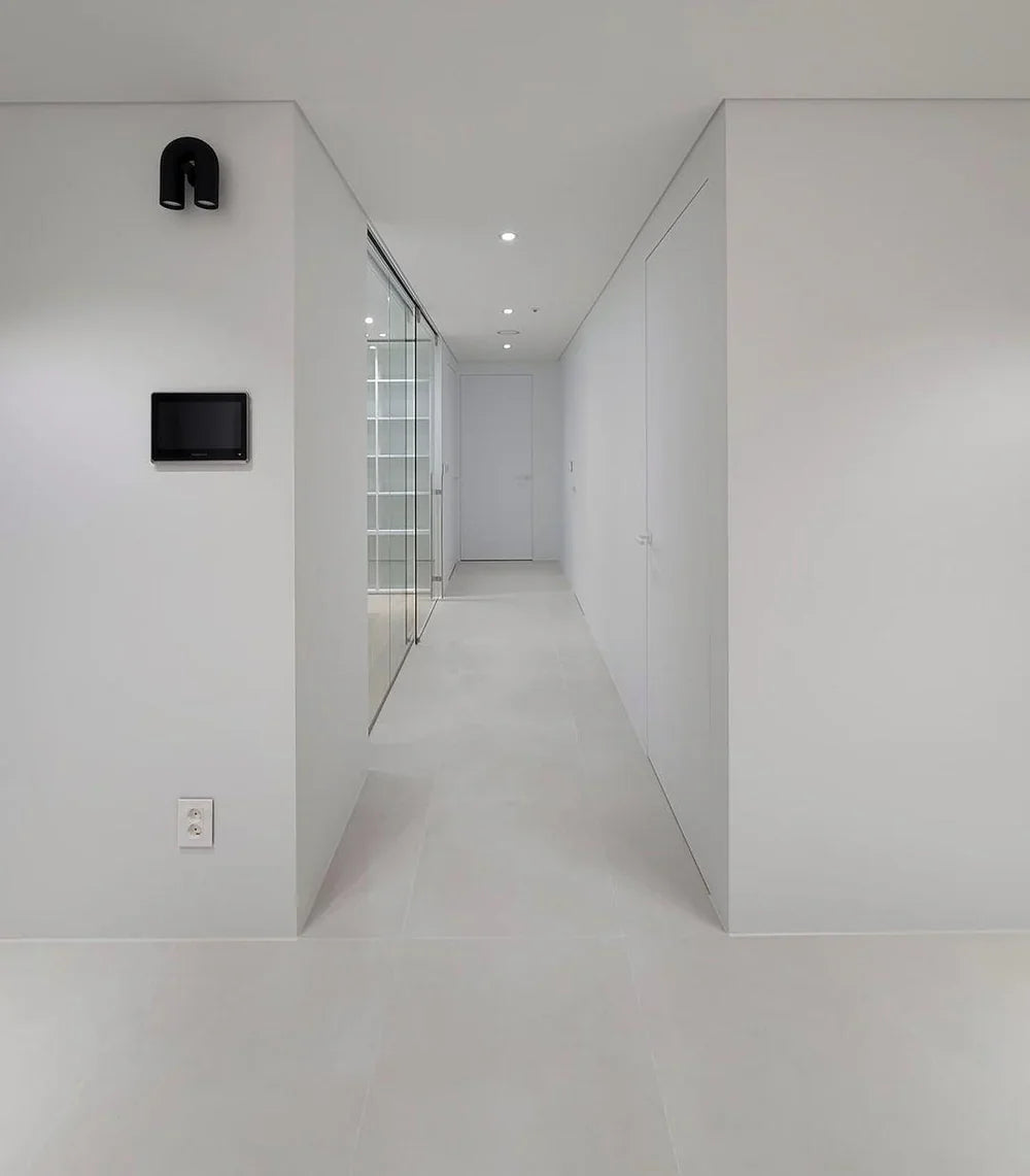 Lampa ścienna LED z podwójnym światłem skierowanym w dół