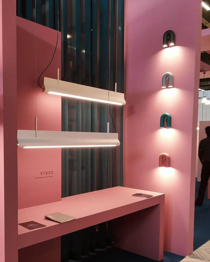 Lampa ścienna LED z podwójnym światłem skierowanym w dół