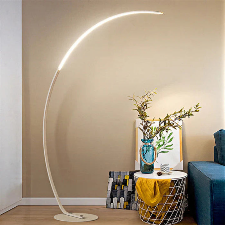 Lampa podłogowa Arc LED z metalową podstawą