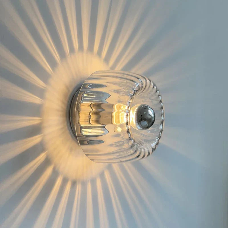 Lampa powierzchniowa z kloszem szklanym