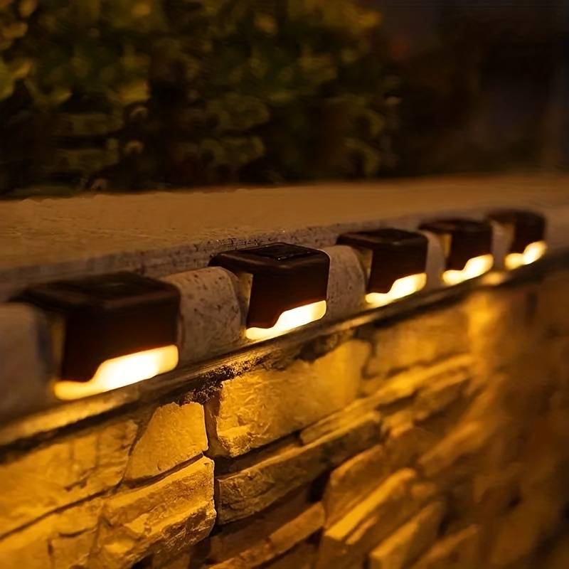 Lampa solarna LED na schody i ogrodzenie zewnętrzna z akumulatorem i czujnikiem zmierzchu