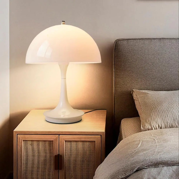 Lampa stołowa LED z kloszem kopułowym