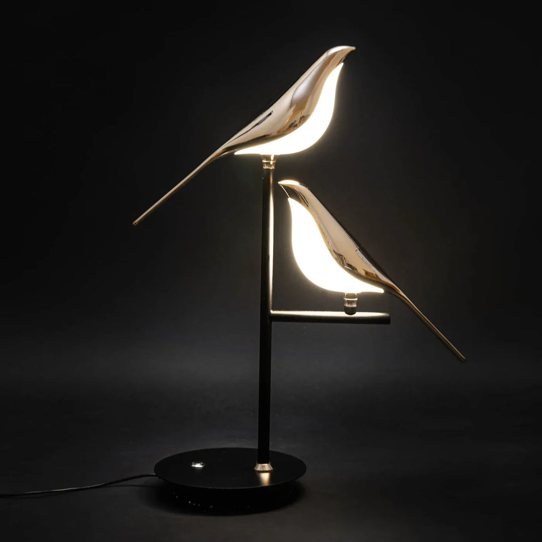 Lampa stołowa LED z podświetlanymi figurkami ptaków
