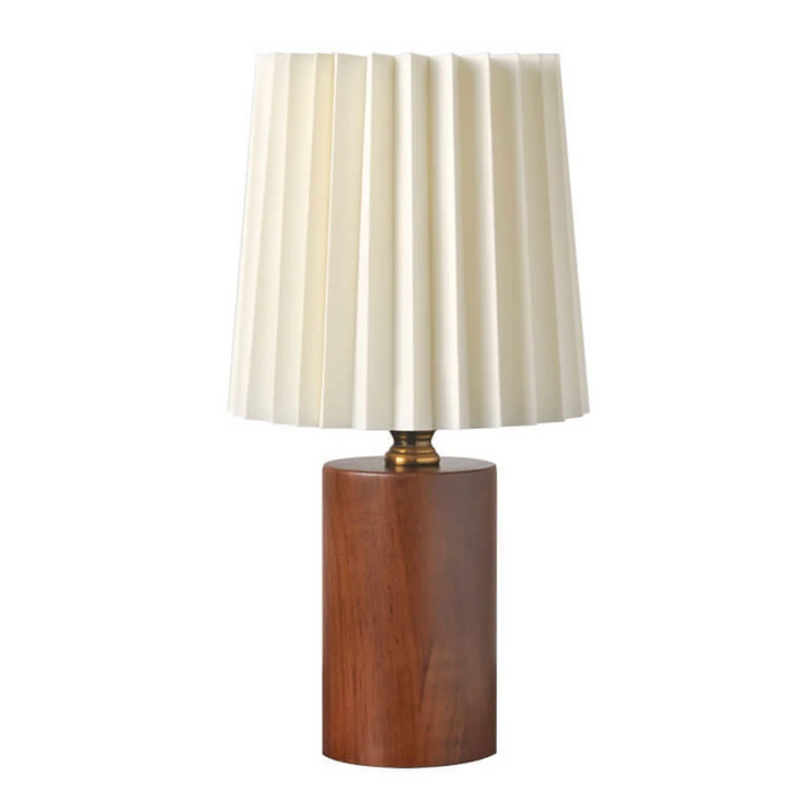 Lampa stołowa z drewnianą podstawą i plisowanym kloszem