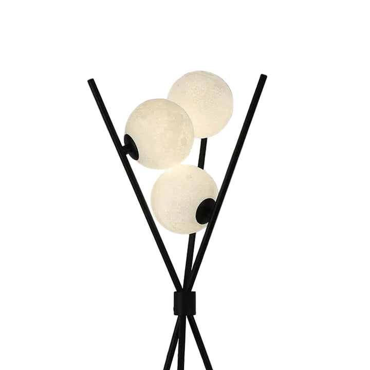 Lampa stojąca LED na trójnogu z kloszami kulistymi