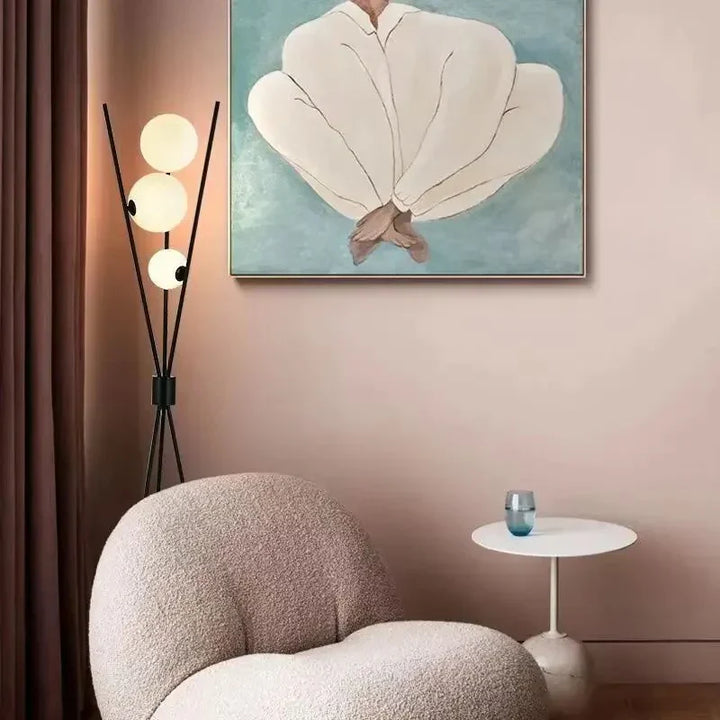 Lampa stojąca LED na trójnogu z kloszami kulistymi