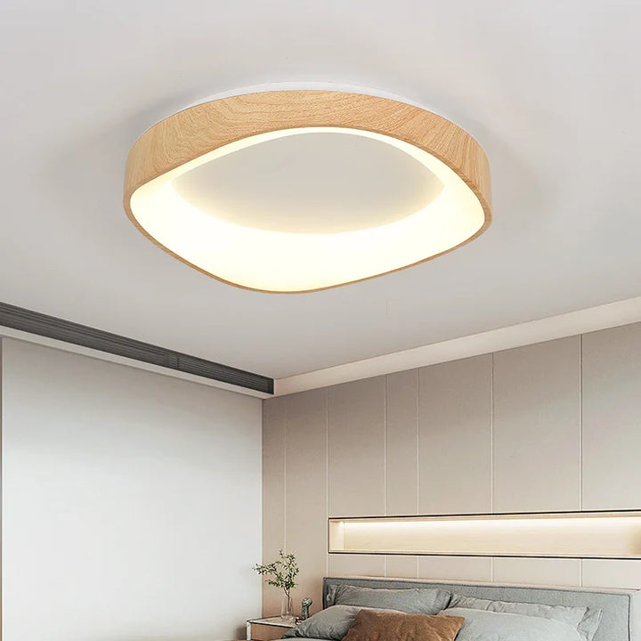 Lampa sufitowa LED o nieregularnym kształcie