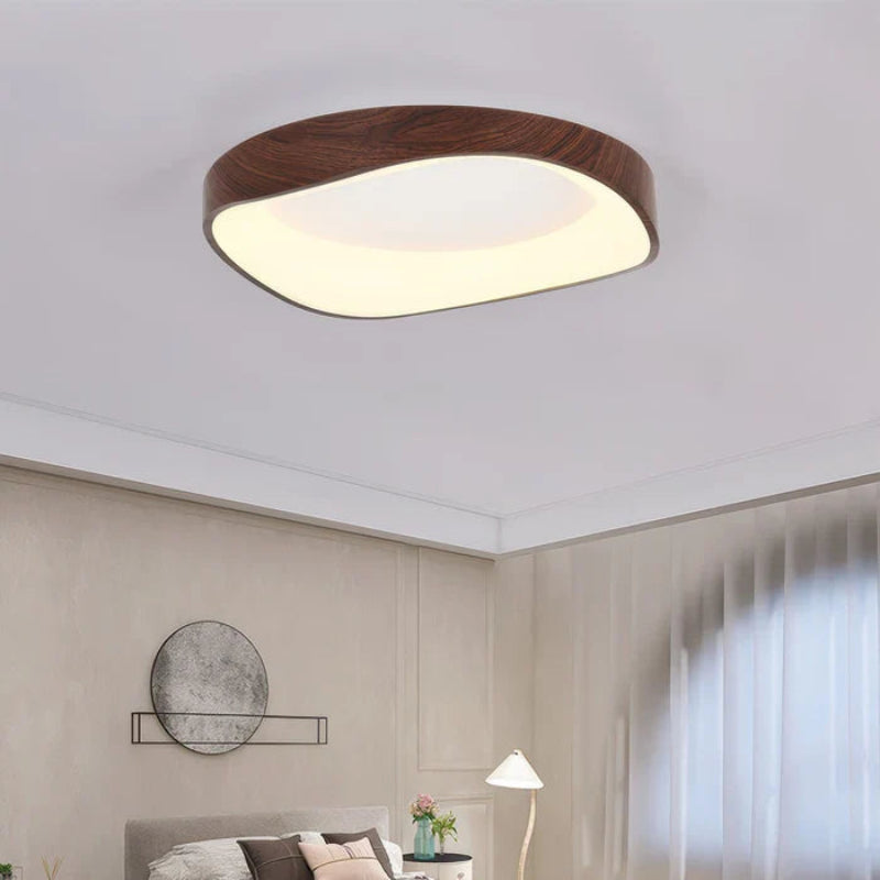 Lampa sufitowa LED o nieregularnym kształcie