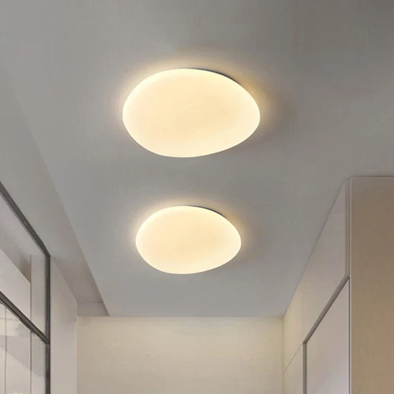 Lampa sufitowa LED plafon organiczny kształt z zaokrąglonym kloszem