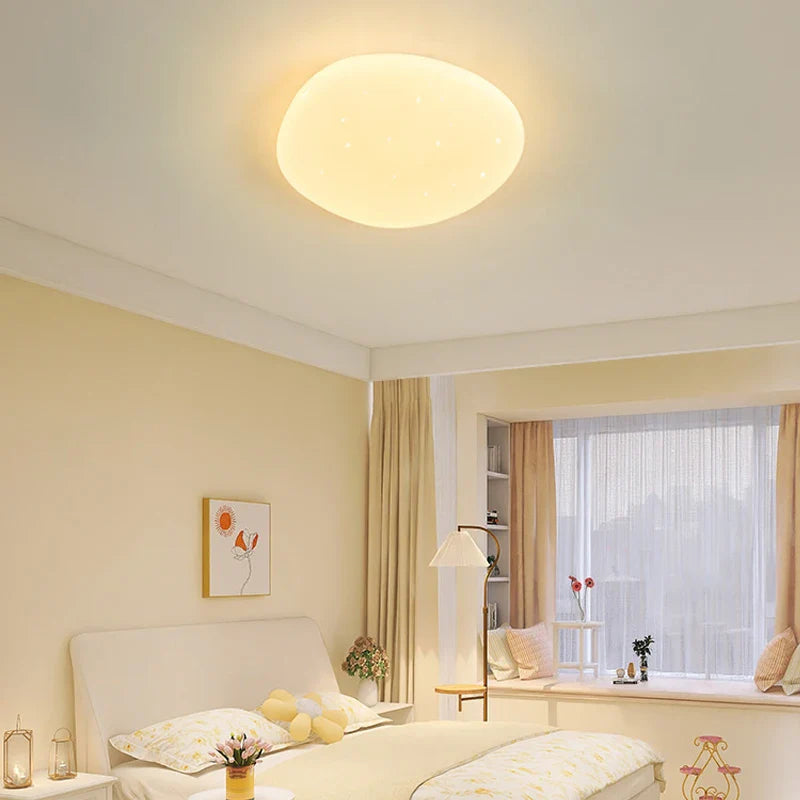 Lampa sufitowa LED plafon organiczny kształt z zaokrąglonym kloszem