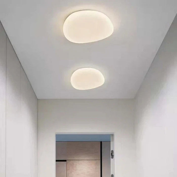 Lampa sufitowa LED plafon organiczny kształt z zaokrąglonym kloszem