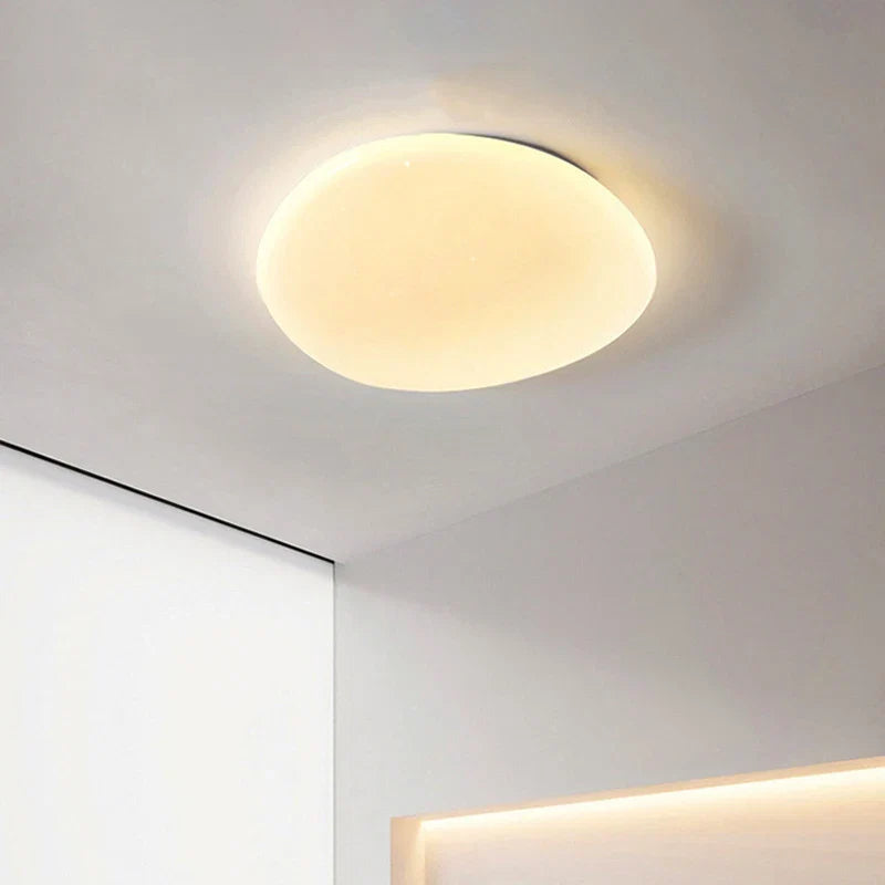 Lampa sufitowa LED plafon organiczny kształt z zaokrąglonym kloszem