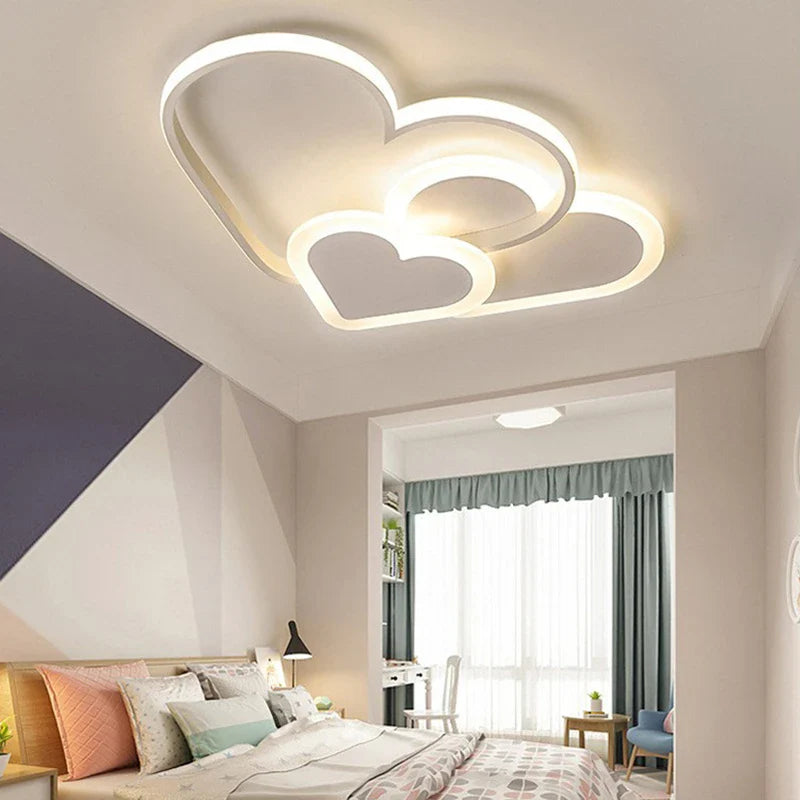 Lampa sufitowa LED w kształcie serca z podświetlanym konturem