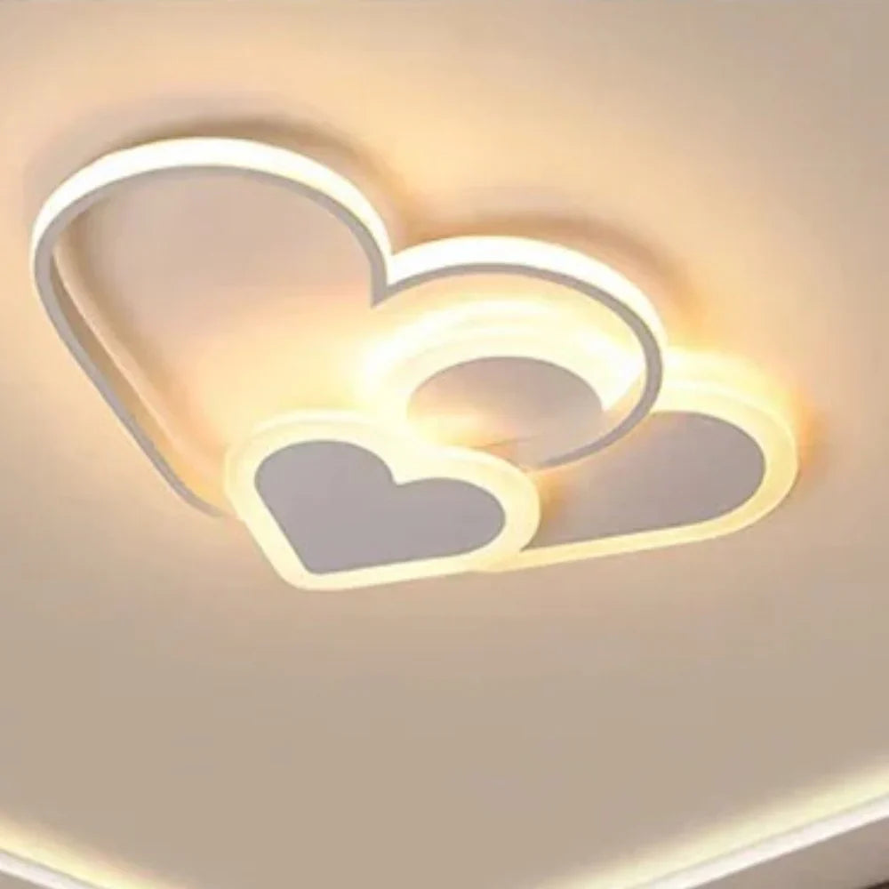 Lampa sufitowa LED w kształcie serca z podświetlanym konturem