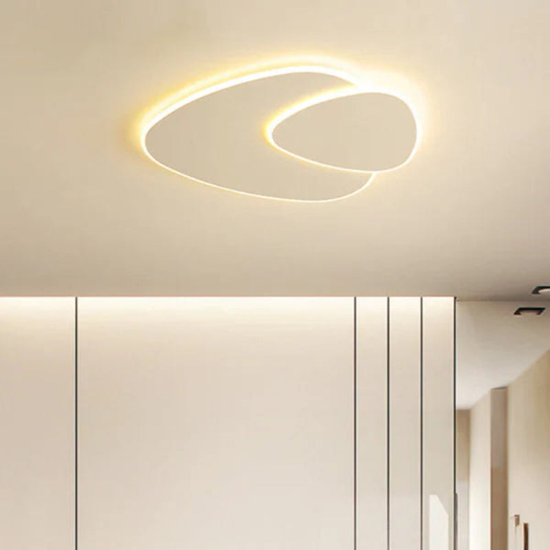 Lampa sufitowa LED z dwoma nakładającymi się panelami o podświetlanych konturach