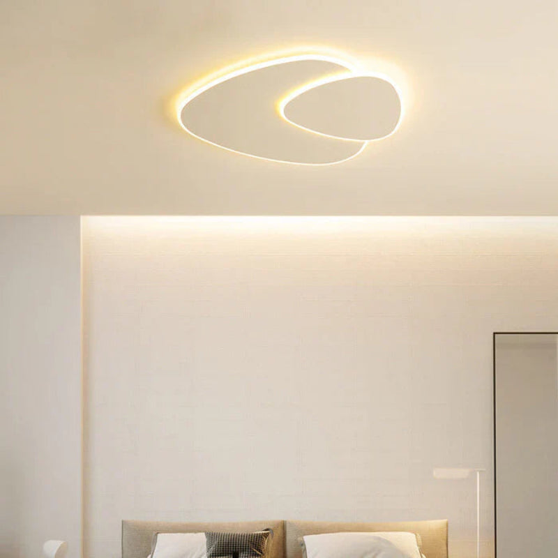 Lampa sufitowa LED z dwoma nakładającymi się panelami o podświetlanych konturach
