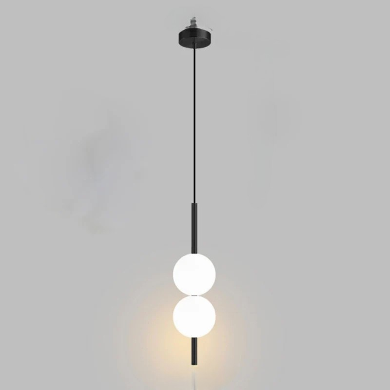 Lampa sufitowa LED z kulistym kloszem szklanym