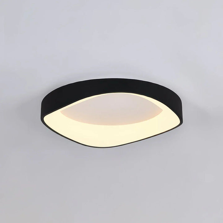 Lampa sufitowa LED z organicznym owalnym kloszem z forniru drewnianego