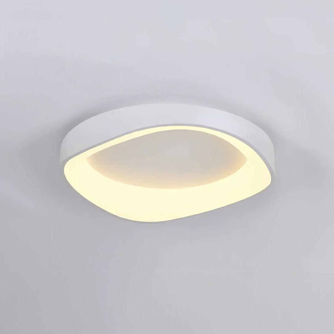 Lampa sufitowa LED z organicznym owalnym kloszem z forniru drewnianego