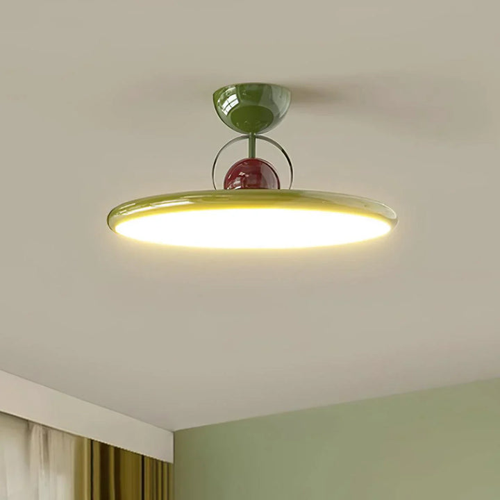 Lampa sufitowa LED z płaskim kloszem i kulistym detalem