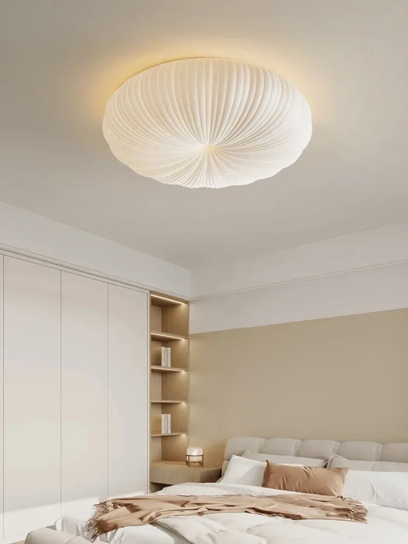 Lampa sufitowa LED z plisowanym kloszem z tkaniny