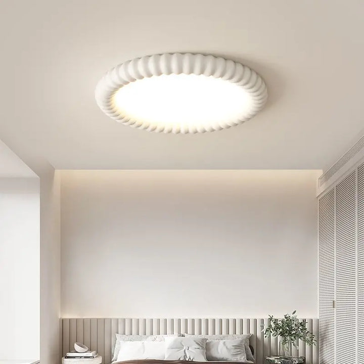 Lampa sufitowa LED z rowkowaną ramą