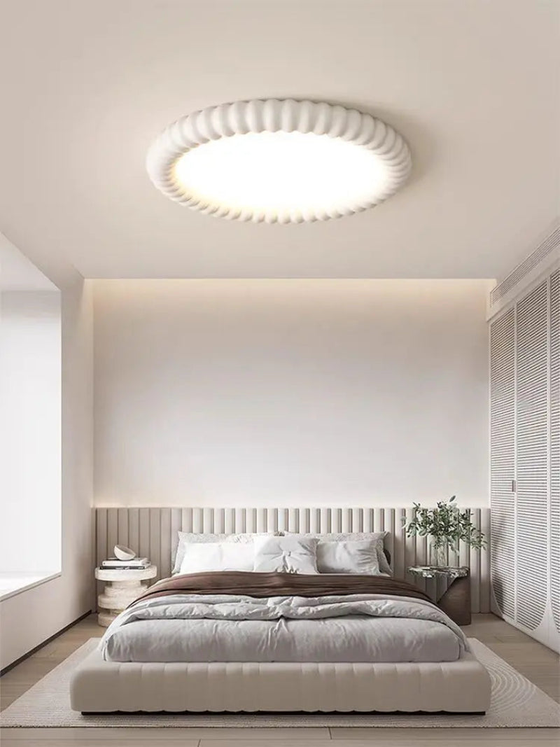 Lampa sufitowa LED z rowkowaną ramą