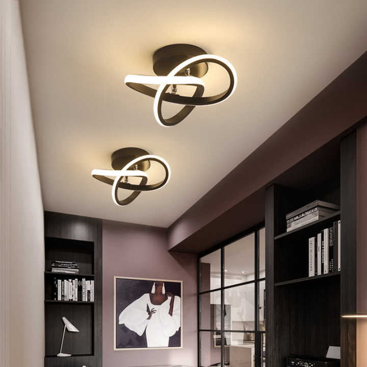 Lampa sufitowa LED z trzema splecionymi pierścieniami