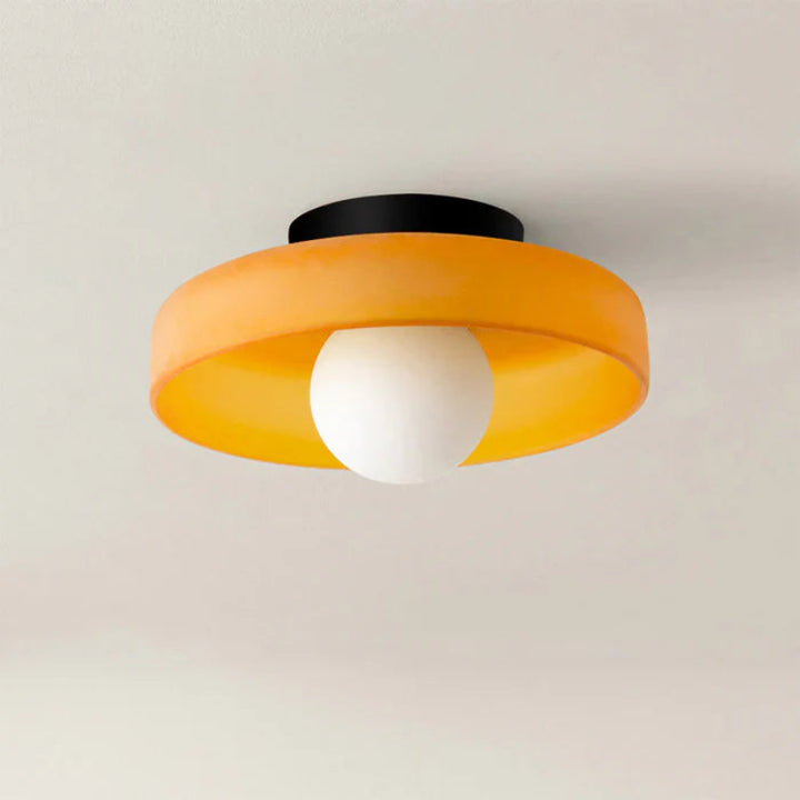 Lampa sufitowa i ścienna LED z kloszem w kształcie dysku i mleczną kulą
