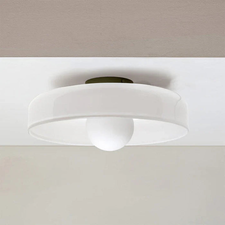 Lampa sufitowa i ścienna LED z kloszem w kształcie dysku i mleczną kulą