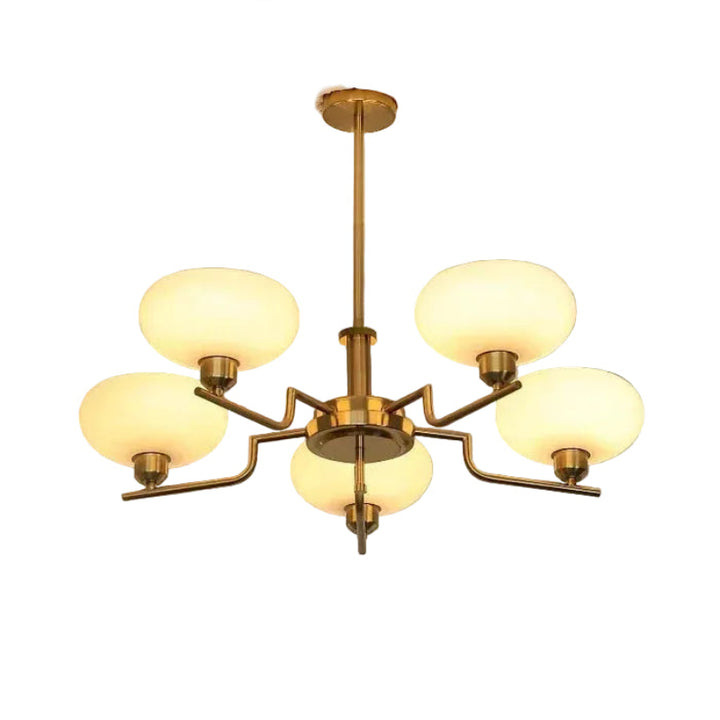 Lampa sufitowa z kulistymi szklanymi kloszami i metalową ramą