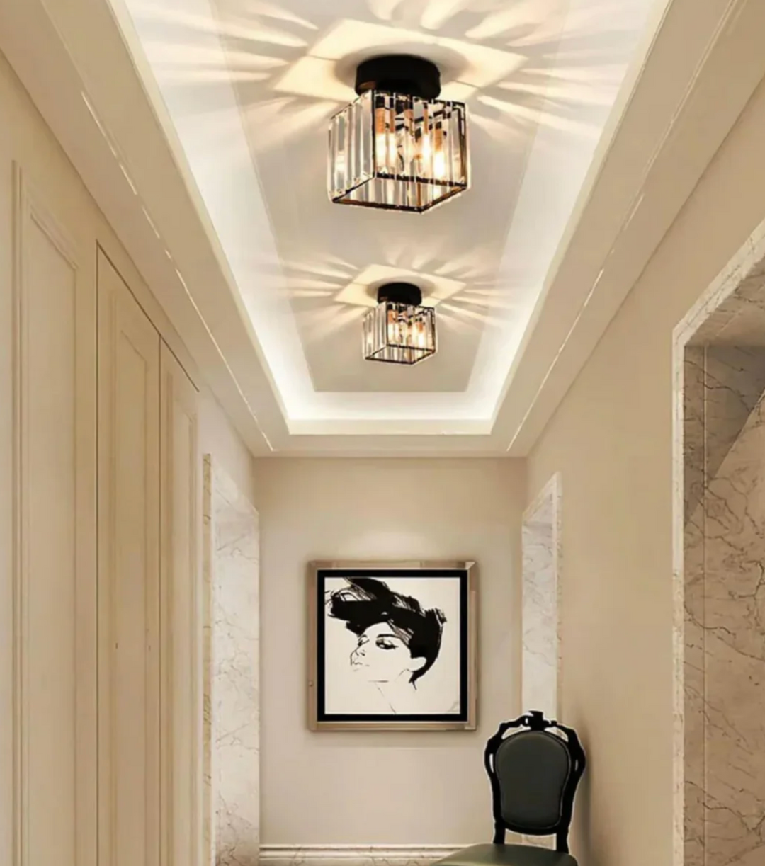 Lampa sufitowa z pryzmatami kryształowymi