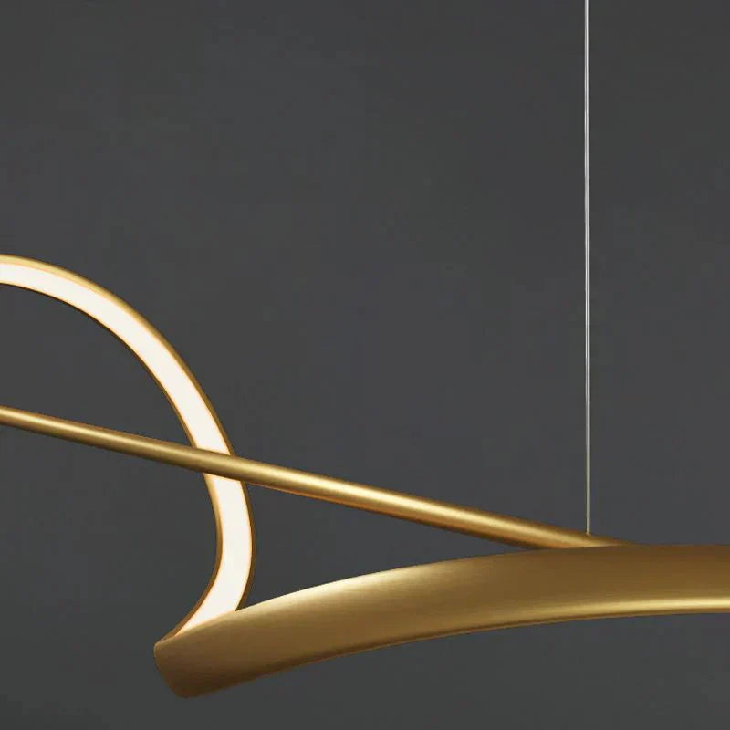 Lampa wisząca LED o falistej, liniowej formie
