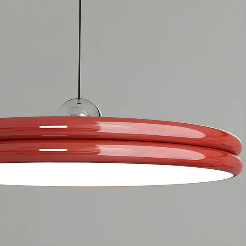 Lampa wisząca LED z dwuwarstwowym lakierowanym kloszem w kształcie dysku